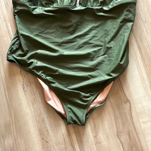 NWT J. Crew V-Neck Plunge One Piece Swimsuit in Safari Green - Picture 4 of 7